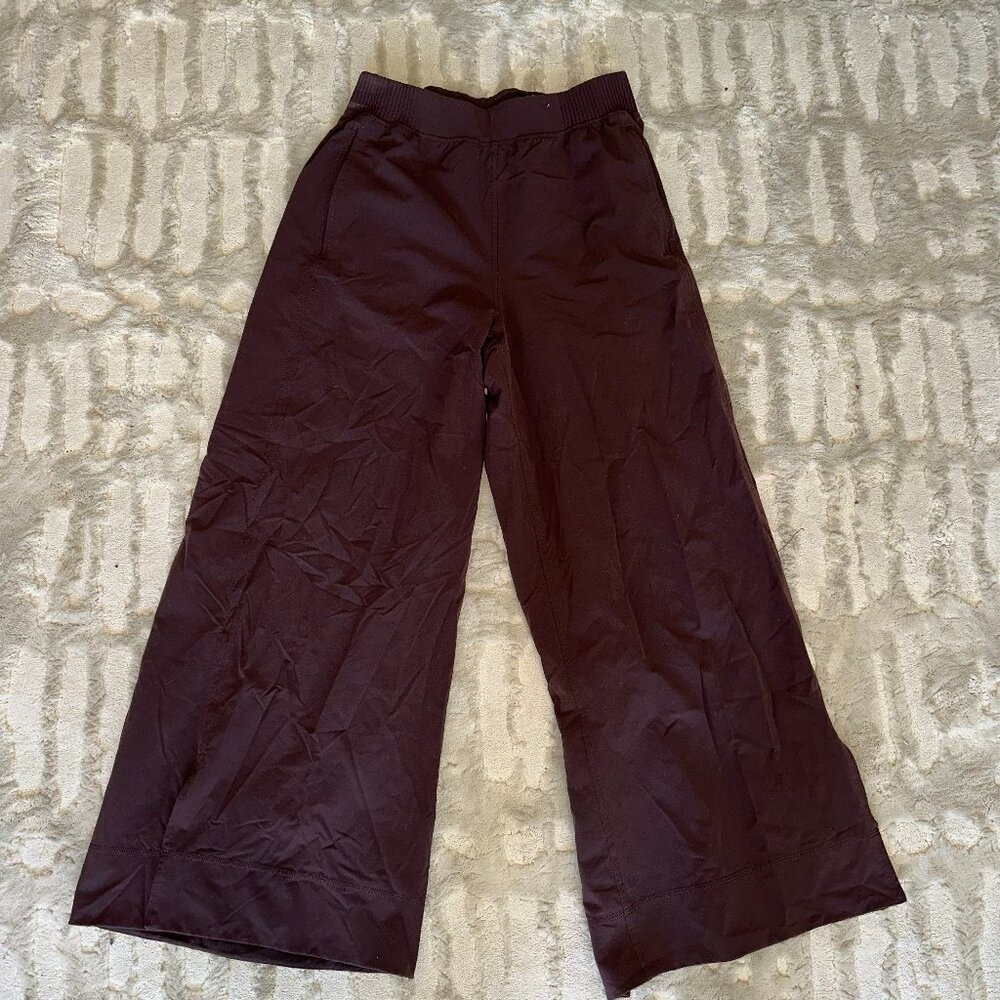 Cropped Lululemon Pants